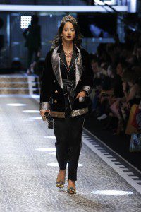 Dolce&Gabbana_women's fashion show FW17-18_Runway images (14)